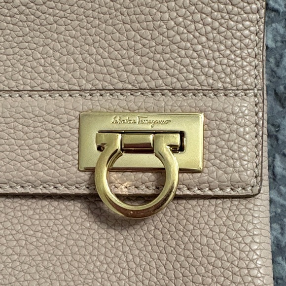 Salvatore Ferragamo Beige Crossbody Bag - Picture 2 of 5